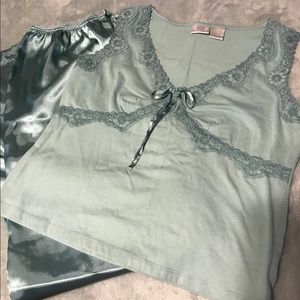 Woman’s 2 piece PJ Set-Silky Pant with Lacy Top
